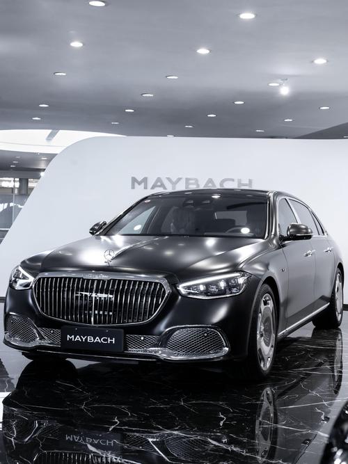 佛山41岚图汽车的售后服务让用户无忧出行，迈巴赫未来的豪华车趋势